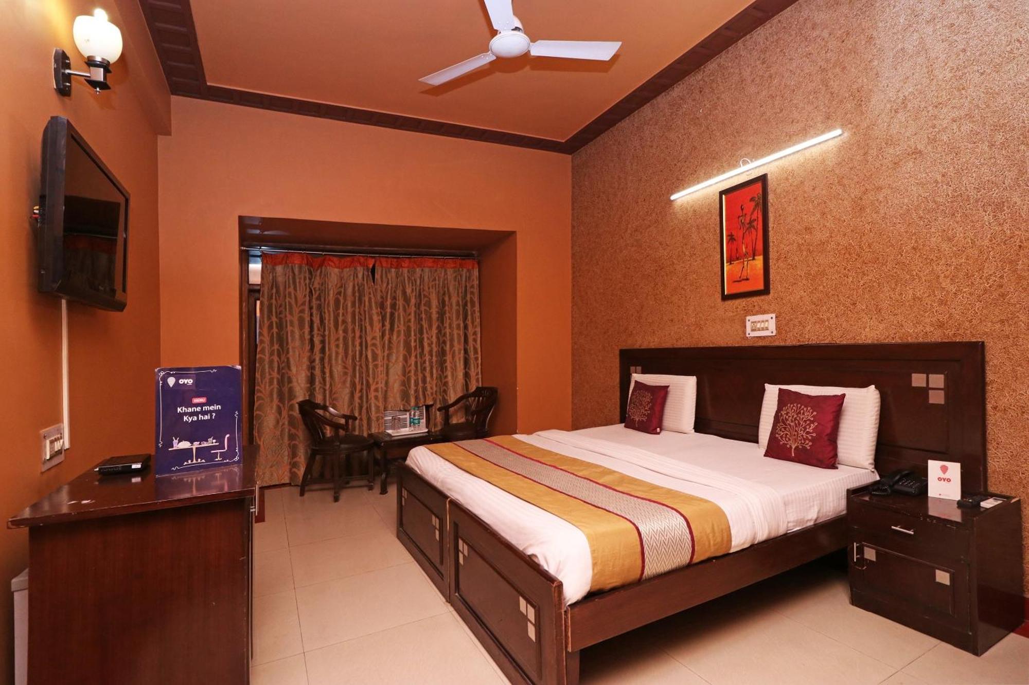 Townhouse Satguru Enclave Road Gurgaon Hotel Jamb Luaran gambar